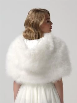 Poirier BOL-14 Marabou Cape -Poirier Trouwjurk bol 14 002 bol 14 002 04