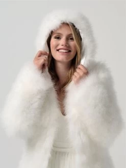 Poirier BOL-26 Maraboe Jasje Ivoor -Poirier Trouwjurk bol 26 002 bol 26 002 06