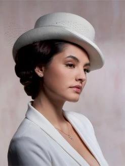 Poirier JS-009 Bruidssieraden Set Julia Goud -Poirier Trouwjurk js 009 030 js 009 e 030 003