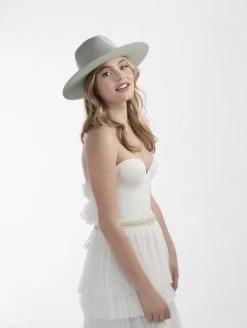 Poirier HT-300-Green Hoed 13 Poirier HT-300-Green Hoed -Poirier Trouwjurk poirier ht 300 green hat 4