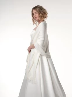 Poirier S174 Stola Ivoor -Poirier Trouwjurk s174 002 03 1