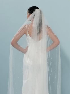 Poirier S19-300-1-Soft Sluier Ivoor (maatwerk) -Poirier Trouwjurk s19 300 1 soft 002 s19 300 002 03 1