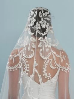 Poirier S407-300-1-Med Sluier -Poirier Trouwjurk s407 300 1 med 002 s407 300 002 04