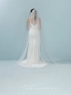 Poirier S718-500-1-Med Sluier -Poirier Trouwjurk s718 500 1 med 002 s718 500 002 03